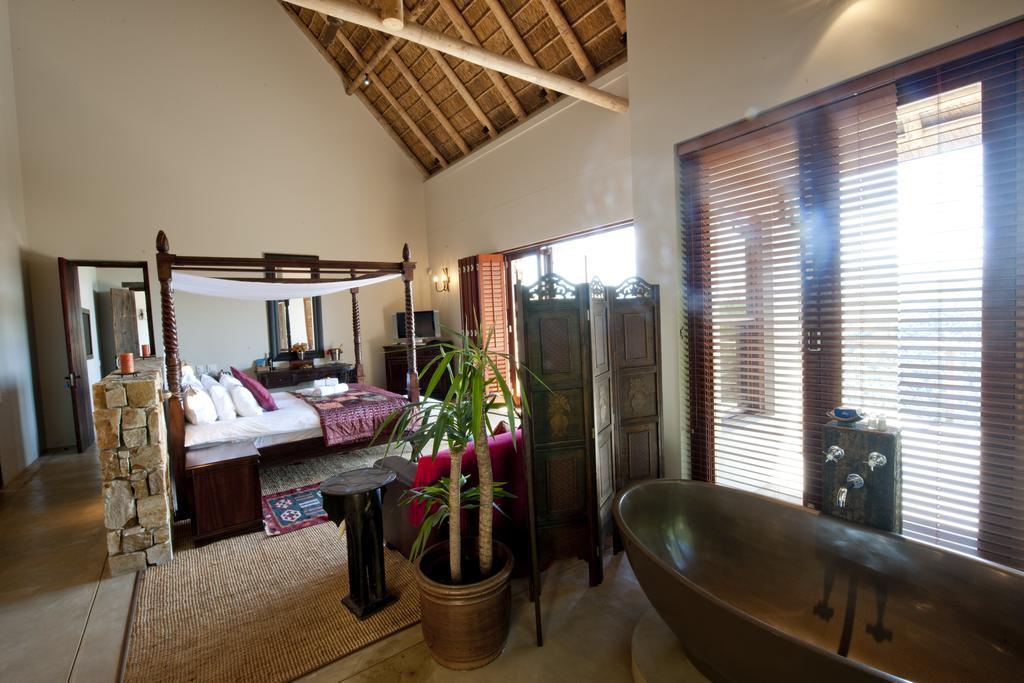 Tamodi Lodge Plettenberg Bay Szoba fotó